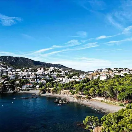 El Valles Sea View *